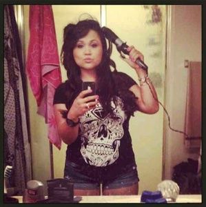 Meet your Posher, Anne marie